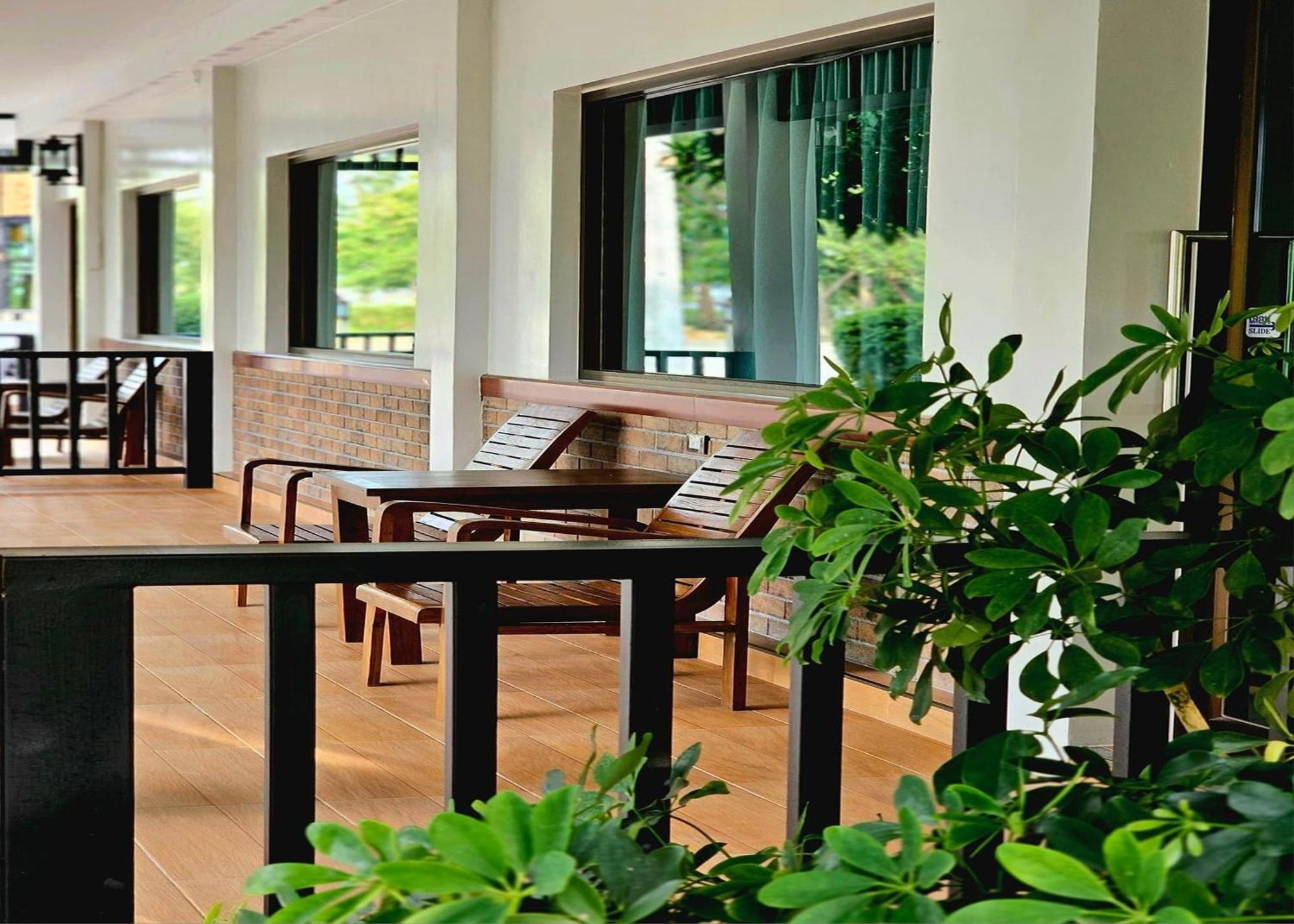 Sanaepatan Home Resort - เสน่ห์ป่าตาล โฮม รีสอร์ต Ban Buak Khang 외부 사진